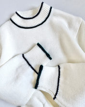 Load image into Gallery viewer, Vintage Newman Marcus White/Navy Blue Knit Sweater 18-24M (80-85cm)
