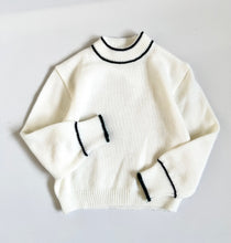 Load image into Gallery viewer, Vintage Newman Marcus White/Navy Blue Knit Sweater 18-24M (80-85cm)
