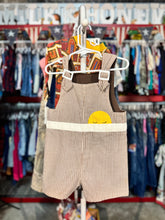 Load image into Gallery viewer, USED Reversible Short rompers 3T (90-95cm)
