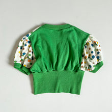 Load image into Gallery viewer, Vintage Floral/Green Crop Tops 24M (85-90cm)
