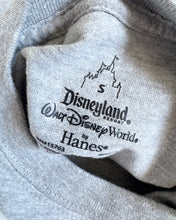 Load image into Gallery viewer, USED Disney Fort Wilders Camp T-shirt Youth S (120cm)
