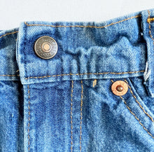 Load image into Gallery viewer, Vintage Levi’s 512 Slim  ‘80s (1983) Orange Tab Jeans 6 (110cm)
