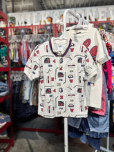 Load image into Gallery viewer, Vintage OshKosh B’gosh Hockey AOP Shirts Kids 6 (110-115cm)
