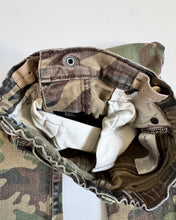 Load image into Gallery viewer, USED Polo Ralph Lauren Camouflage Pants Kids 6 Slim (115cm)
