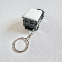 Load image into Gallery viewer, Matchbox 1998 TOYOTA Land Cruiser FJ40 Custom Keychain
