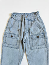 Load image into Gallery viewer, Vintage Pants and Footprints T-shirt Set Kids 6 (115-120cm)
