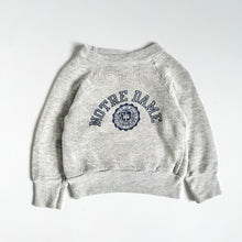 画像をギャラリービューアに読み込む, Vintage Champion Norte Dame University Reverse Weave Sweatshirt 24M (85cm)
