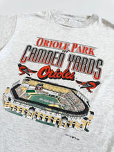 Load image into Gallery viewer, Vintage 1997 MLB Baltimore Orioles T-shirt Kids 10/12 (135-140cm)
