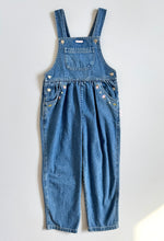 Load image into Gallery viewer, Vintage Weebok Flower Embroidered Denim Overall &amp; Pink Turtleneck Set Kids 6 (120cm)
