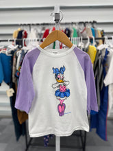 Load image into Gallery viewer, Vintage Disney Ballerina Daisy Raglan T-shirt (115-120cm)
