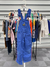 Load image into Gallery viewer, Vintage OshKosh B’gosh Blue/Red Overall 5T(110cm)
