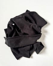 画像をギャラリービューアに読み込む, USED Black Waffle Long Sleeve Shirt and Pants Set Youth M/8 (120cm)
