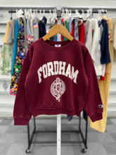 Load image into Gallery viewer, Vintage Champion Fordham Sweatshirt Kids (120cm)
