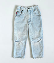 Load image into Gallery viewer, Vintage Bugle Boys Distressed Denim Pants 4T (100cm)
