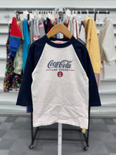 画像をギャラリービューアに読み込む, Vintage Coca-Cola Raglan Shirt  6/8 (120-125cm)
