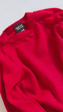 Load and play video in Gallery viewer, Vintage Red Plain Sweatshirt 5T (Best Fit 3/4T) 95-100cm
