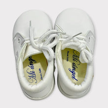 Load image into Gallery viewer, New/Deadstock Mi Angel Lace Up Train Embroidery Shoes White
