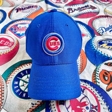 Load image into Gallery viewer, Used MLB Official Chicago Cubs Youth XS Hat
