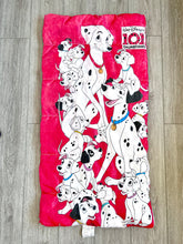 画像をギャラリービューアに読み込む, Vintage Walt Disney 101 Dalmatians Sleeping Bag Red
