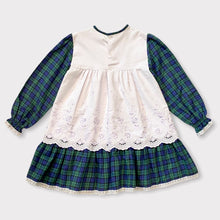 Load image into Gallery viewer, Vintage Glen Appin of Scotland Tartan Apron Dress 4yrs
