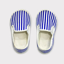 Load image into Gallery viewer, New Condition Vintage Striped Slip On Shoes Size 2 (9.5cm)
