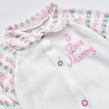 画像をギャラリービューアに読み込む, Vintage “I Love Mommy” Footie Coverall 0-3M (50-60cm)
